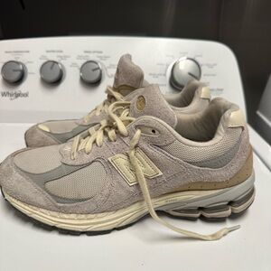 New Balance Cream and Gray Sneakers-New balance 2002R-Rain Cloud
